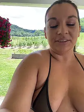 thickfarmtwat online show from June 16, 6:21 pm