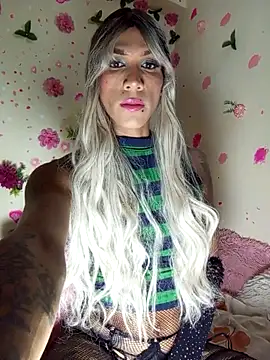 Snapshot of Sthefy_luna131 chatting on November 22, 7:35 pm Sthefy luna131 online show from November 22, 7:35 pm