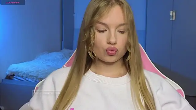 Lunar Flare online show from November 12, 4:29 pm