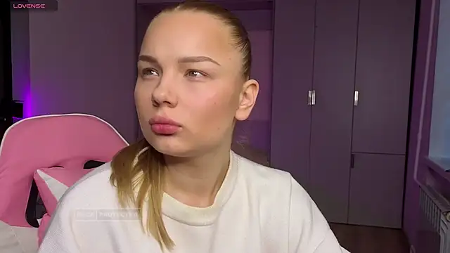 Lunar Flare online show from November 19, 8:14 am