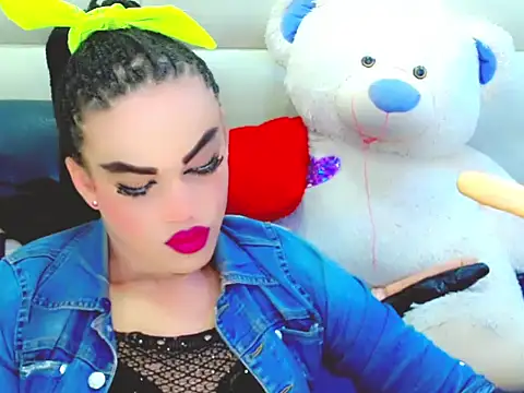 NharaBigCock online show from December 20, 7:43 pm