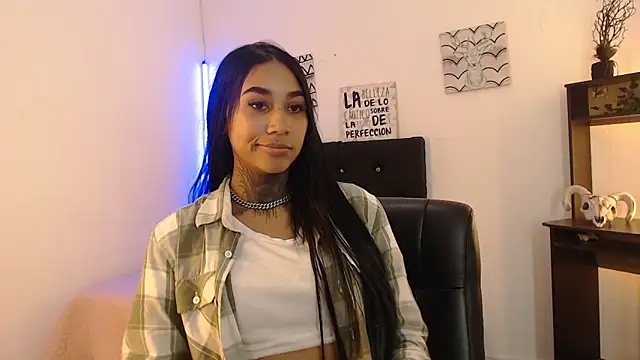 lyam ebony  online show from February 11, 7:52 pm