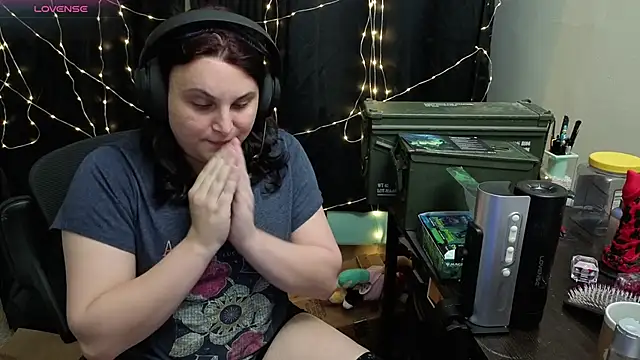 Salacious Sage online show from April 17, 9:07 pm