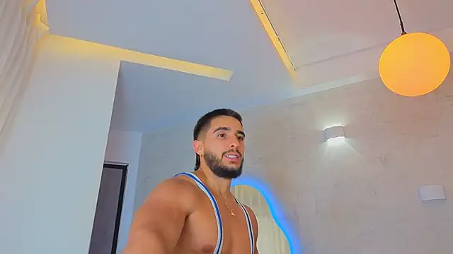 Scottfishcer1 online show from May 30, 7:22 pm