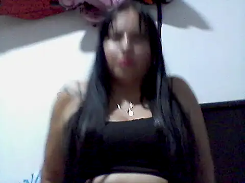 orianaxx01 online show from July 30, 3:27 am