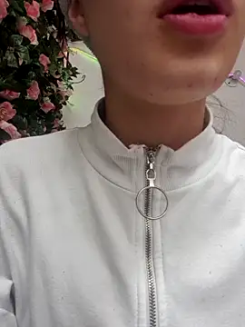 Celeste Moretti online show from December 17, 1:39 pm