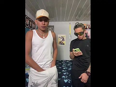 Mike and Rayan online show from January 15, 1:54 am