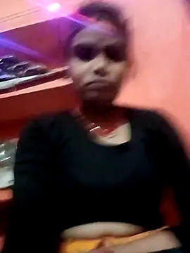 Snapshot of Riya_lovely0143 chatting on December 13, 11:10 pm Riya lovely0143 online show from December 13, 11:10 pm