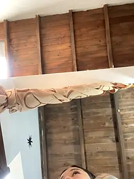 Snapshot of teencutee chatting on December 3, 5:00 pm teencutee online show from December 3, 5:00 pm