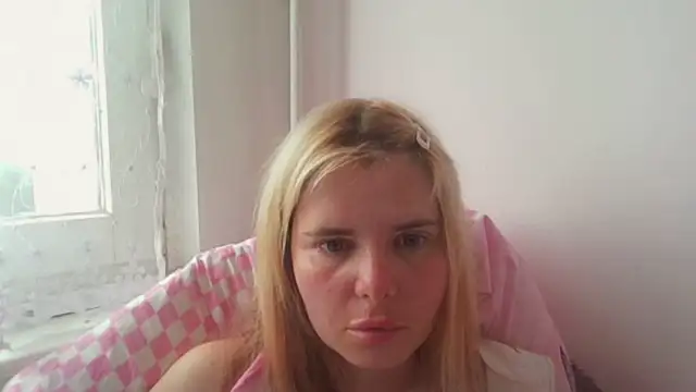HornyElena online show from June 12, 3:22 pm