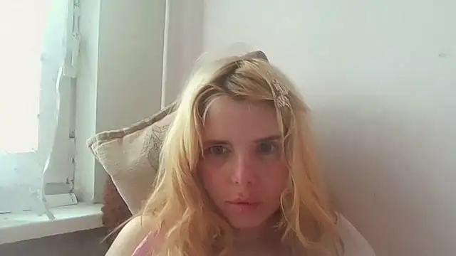 HornyElena online show from June 13, 1:09 pm