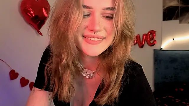 eshleeygreen online show from February 15, 9:00 pm