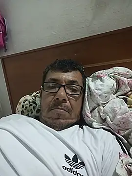 Snapshot of bruno_324278 chatting on May 24, 12:48 am bruno 324278 online show from May 24, 12:48 am