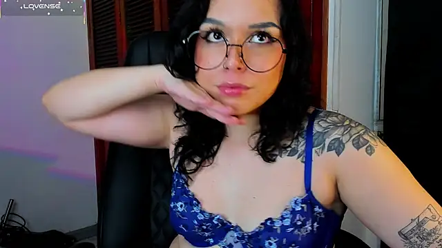 Dubraska Rubio online show from April 2, 4:43 am