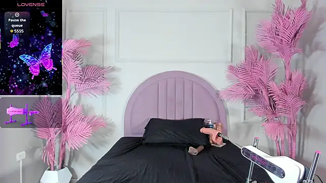 Tamaramilleer online show from February 8, 3:54 am