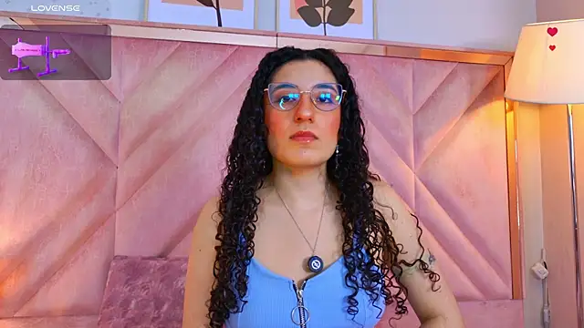 DemiJones  online show from May 21, 5:14 am
