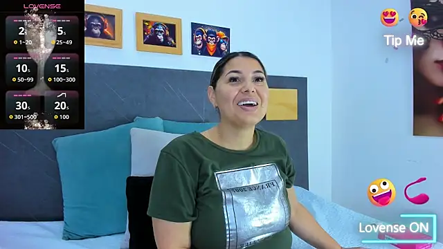 Andhrea Vale online show from February 10, 11:58 am