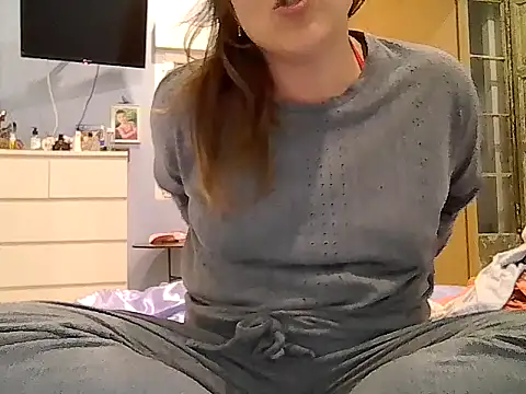 Domiqueen online show from November 6, 5:36 pm