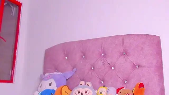 amy  a online show from April 15, 8:10 am