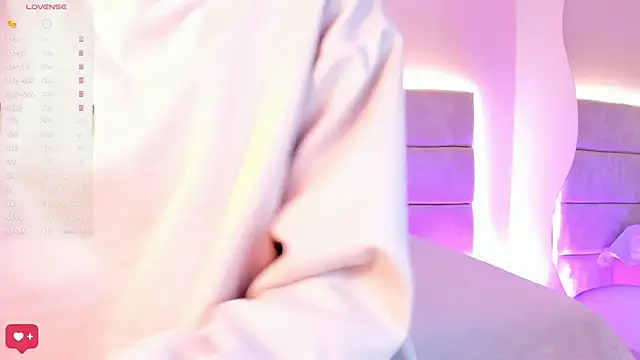 Snapshot of nia20_ chatting on February 20, 12:16 pm nia20 online show from February 20, 12:16 pm