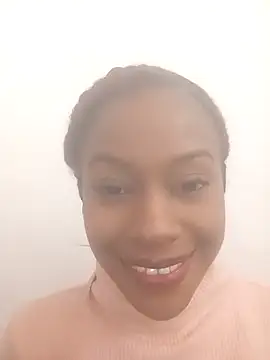 Snapshot of Aliis_Love chatting on January 18, 1:48 pm Aliis Love online show from January 18, 1:48 pm