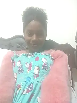 Snapshot of Aliis_Love chatting on February 14, 11:40 am Aliis Love online show from February 14, 11:40 am