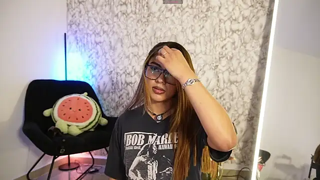 Missara  online show from July 8, 3:11 am