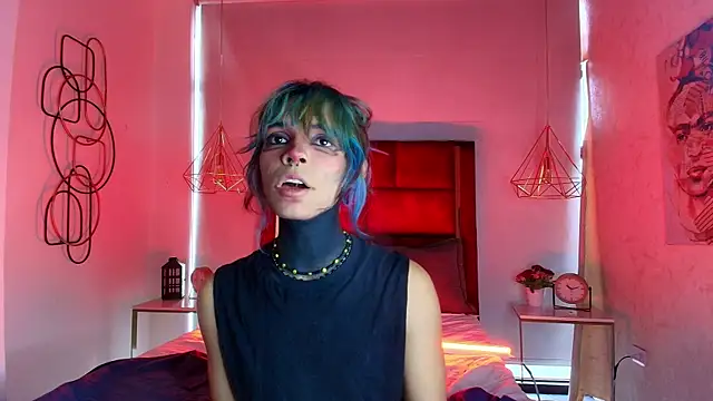 luxiel  online show from May 23, 9:41 pm