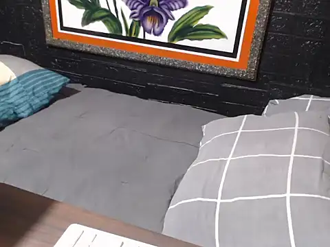 tsbrownmorena69 online show from April 2, 12:14 pm