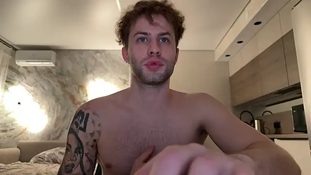 dominantrodri online show from June 15, 9:17 pm