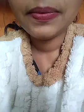 Sexy Divya   online show from December 19, 5:47 am