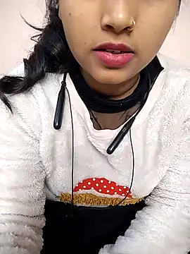 Sexy Divya   online show from January 13, 5:24 am