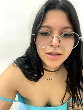 Snapshot of amazonaa9 chatting on November 29, 5:05 pm amazonaa9 online show from November 29, 5:05 pm