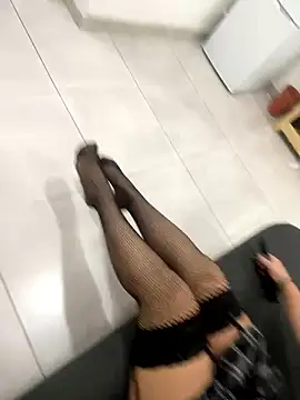 Snapshot of amazonaa9 chatting on January 11, 1:32 am amazonaa9 online show from January 11, 1:32 am