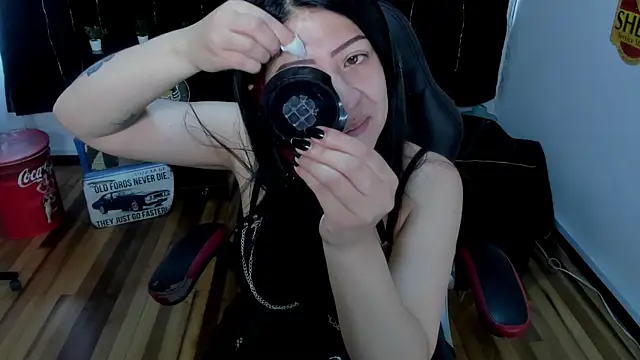 Halley Ravenn online show from July 17, 4:23 pm