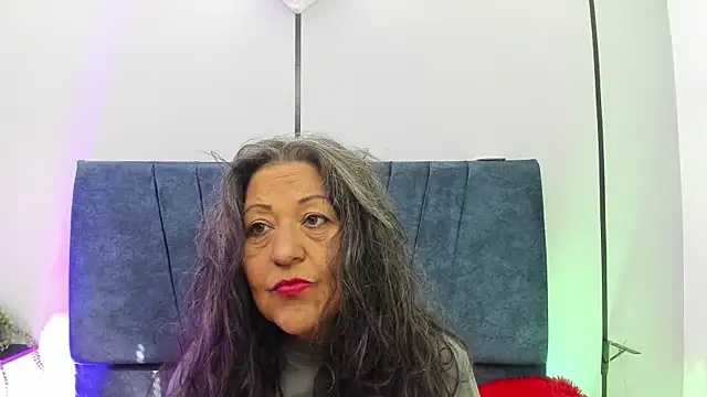 Victoriaa Anderson online show from July 14, 1:39 pm