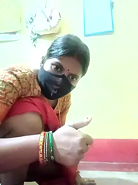 Hotbhabhi 089 online show from April 7, 4:40 pm