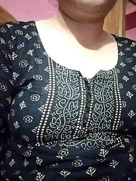 Snapshot of Keya-009 chatting on January 10, 11:34 am Keya-009 online show from January 10, 11:34 am