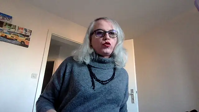 nicohumm online show from January 18, 2:44 pm