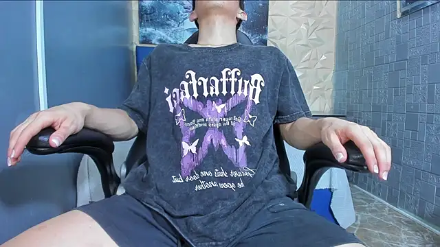 ElanGiraldo online show from June 10, 11:24 pm