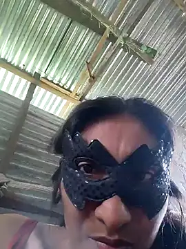 Uvit online show from April 5, 6:16 pm