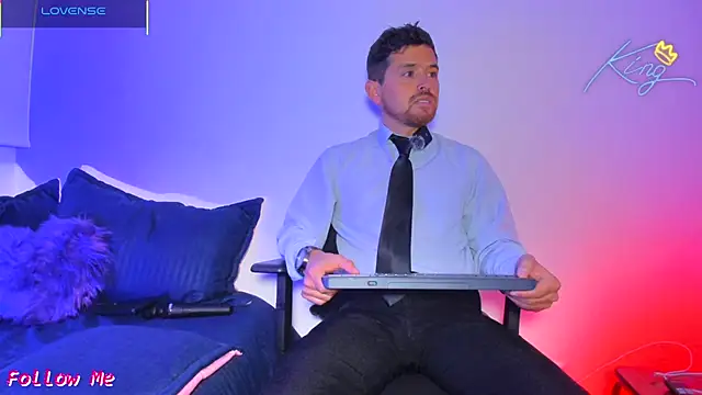 Snapshot of Prince1_dark chatting on January 9, 5:43 am Prince1 dark online show from January 9, 5:43 am