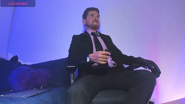 Snapshot of Prince1_dark chatting on January 15, 5:56 am Prince1 dark online show from January 15, 5:56 am