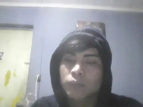 Snapshot of yoelparadodel69 chatting on June 18, 3:18 am yoelparadodel69 online show from June 18, 3:18 am