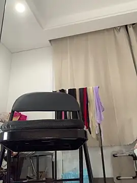 hoho-is online show from April 17, 1:47 pm