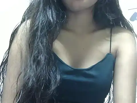 SEXY PRIYA83 online show from April 25, 12:41 pm