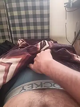 Snapshot of MrToxxic chatting on November 19, 7:30 am MrToxxic online show from November 19, 7:30 am