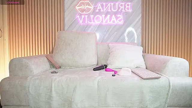 Bruna  Sanoliv online show from April 15, 8:54 am