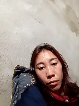 Snapshot of -Chua-90 chatting on February 10, 3:27 pm -Chua-90 online show from February 10, 3:27 pm