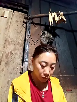 Snapshot of -Chua-90 chatting on February 25, 10:41 pm -Chua-90 online show from February 25, 10:41 pm